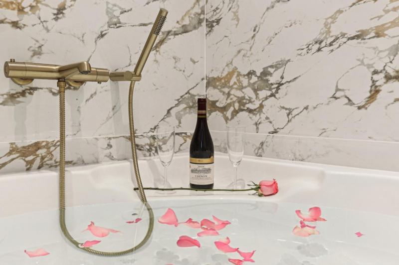 Lavie Maison Hot Tub And Ac Near Arc De Triomphe * Parigi
