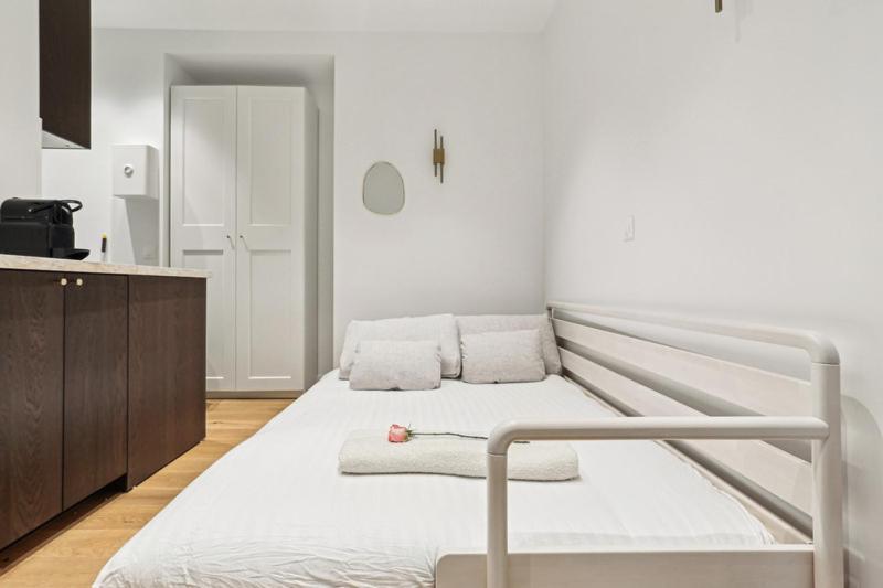 Lavie Maison Hot Tub And Ac Near Arc De Triomphe Appartamento