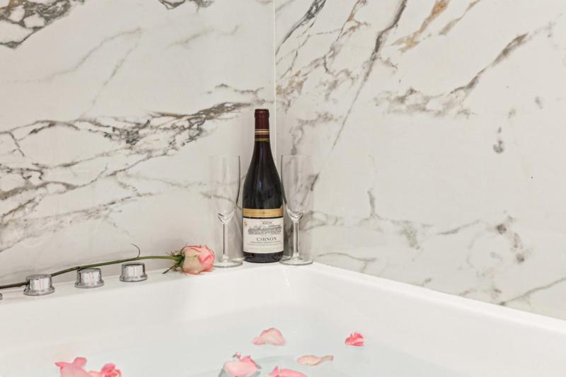 Lavie Maison Hot Tub And Ac Near Arc De Triomphe * Parigi
