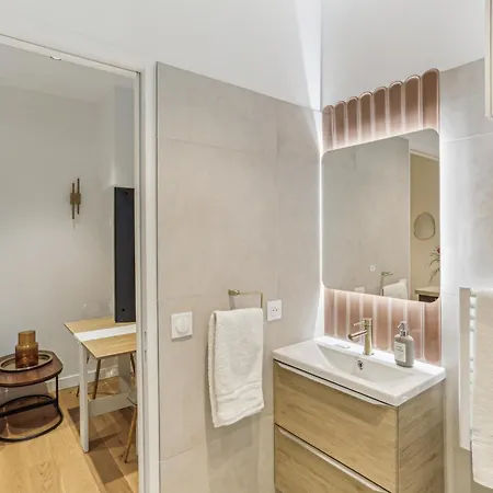 Lavie Maison Hot Tub And Ac Near Arc De Triomphe Parigi