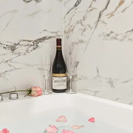 Lavie Maison Hot Tub And Ac Near Arc De Triomphe * Parigi